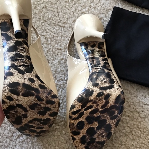 Dolce & Gabbana Nude Slingback Peep Toe Heels - Picture 2 of 8